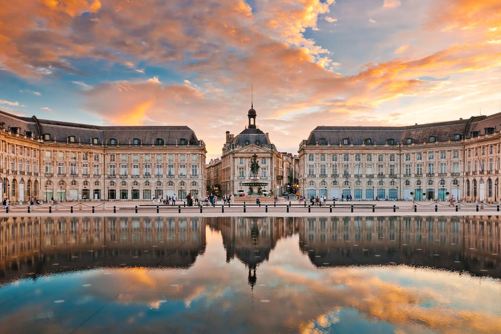 Bordeaux Place de la Bourse and Miroir d'Eau